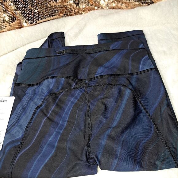 Athleta Accelerate Geode Legging - Picture 12 of 12